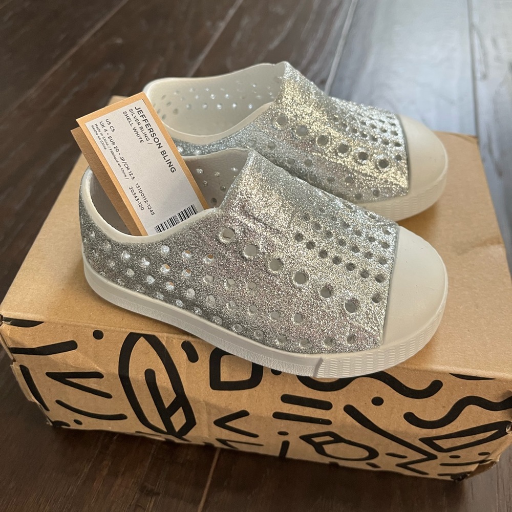 Children’s Native Shoes Jefferson Bling. Little kids size 5 (C5)